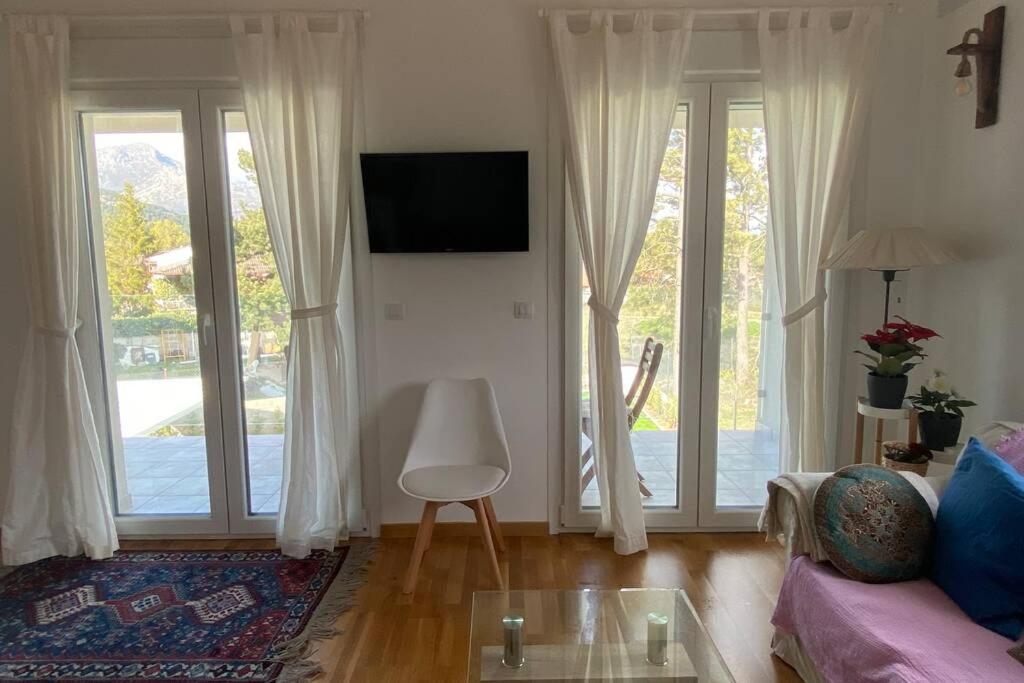 Charming Apartment In Becerril De La Sierra Kültér fotó